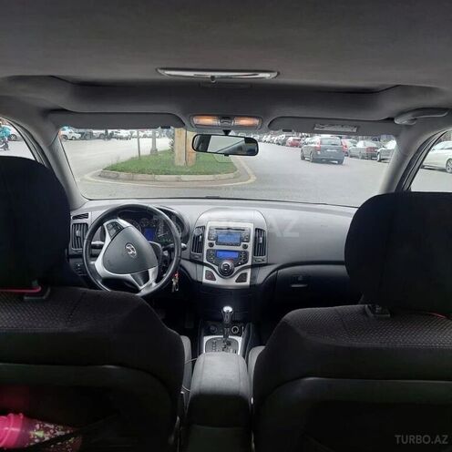 Hyundai i30 2010, 214,000 km - 1.6 л - Bakı