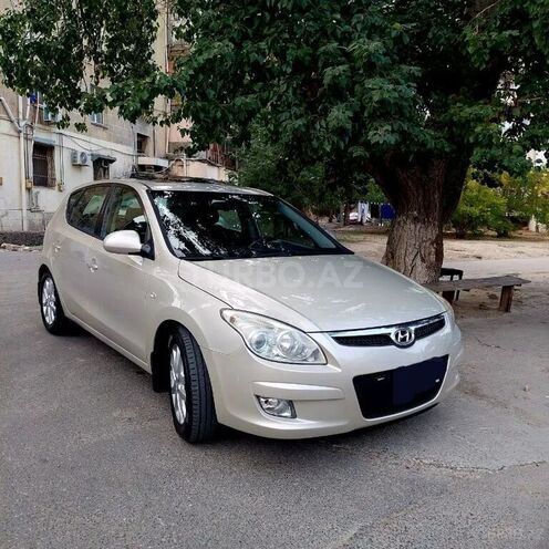 Hyundai i30 2010, 214,000 km - 1.6 л - Bakı
