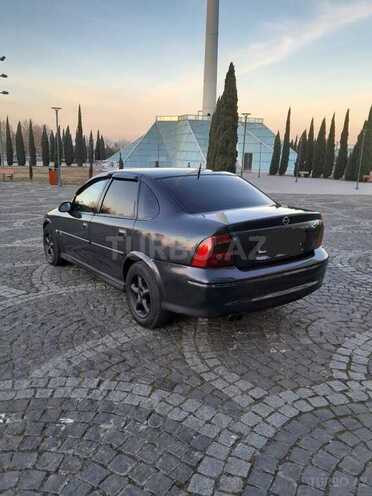 Opel Vectra 2002, 352,582 km - 2.2 l - Bakı