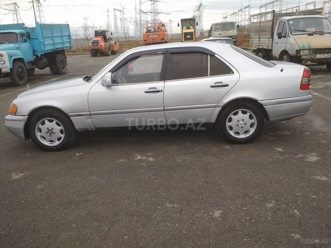 Mercedes C 180 1994, 258,667 km - 1.8 l - Mingəçevir