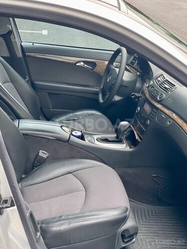 Mercedes E 320 2005, 216,000 km - 3.2 l - Masallı