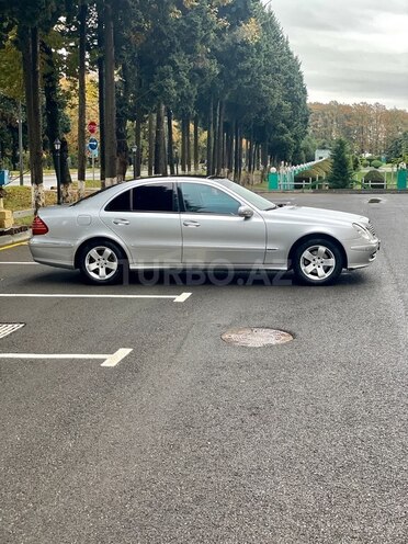 Mercedes E 320 2005, 216,000 km - 3.2 l - Masallı