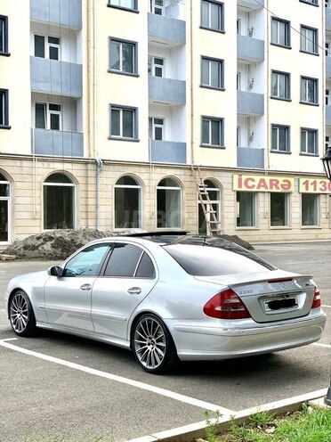 Mercedes E 320 2005, 216,000 km - 3.2 l - Masallı
