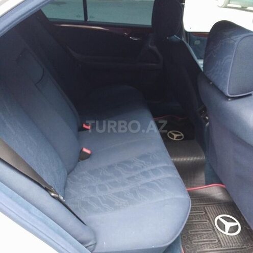 Mercedes E 240 1998, 389,741 km - 2.4 l - Qəbələ