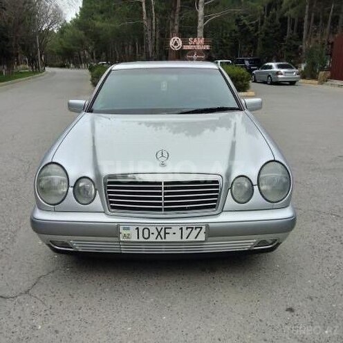 Mercedes E 240 1998, 389,741 km - 2.4 l - Qəbələ