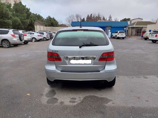 Mercedes B 180 2010, 145,000 km - 1.7 л - Sumqayıt