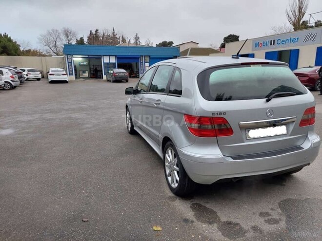 Mercedes B 180 2010, 145,000 km - 1.7 л - Sumqayıt