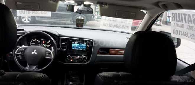 Mitsubishi Outlander 2013, 235,000 km - 3.0 л - Bakı