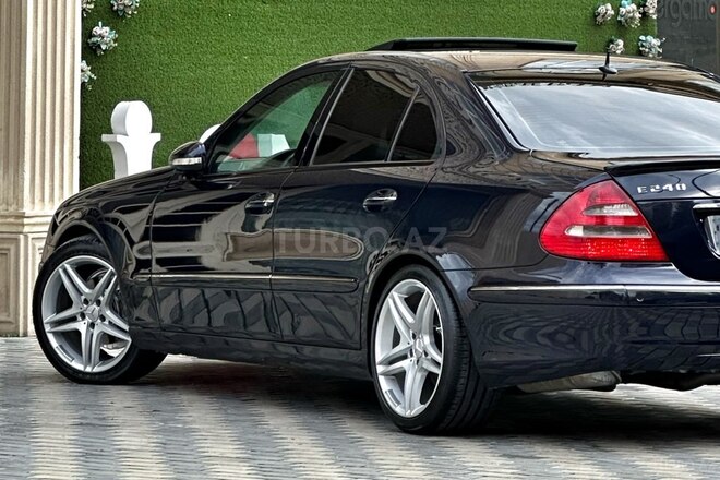 Mercedes E 240 2002, 330,000 km - 2.6 l - Bakı