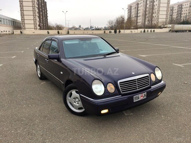 Mercedes E 220 1998, 405,000 km - 2.2 l - Gəncə