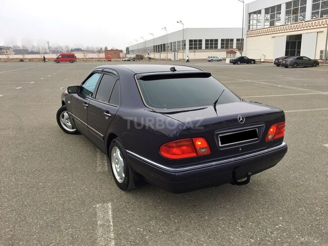 Mercedes E 220 1998, 405,000 km - 2.2 l - Gəncə