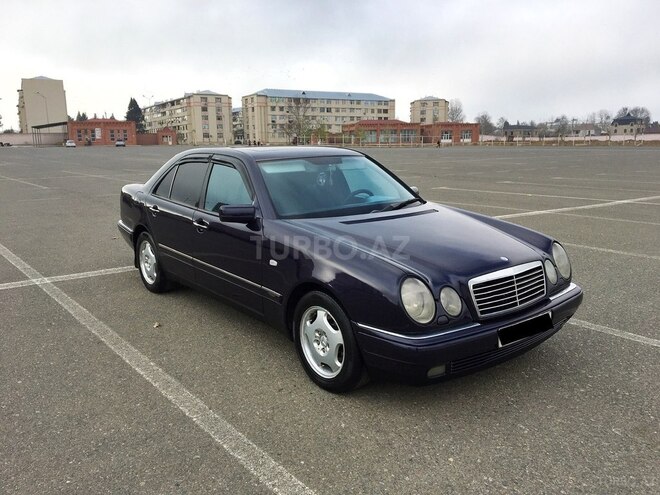 Mercedes E 220 1998, 405,000 km - 2.2 l - Gəncə