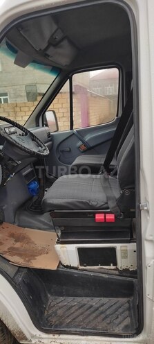 Mercedes Sprinter 208 1996, 565,000 km - 2.3 l - Quba