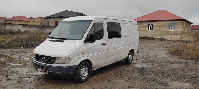 Mercedes Sprinter 208 1996, 565,000 km - 2.3 l - Quba