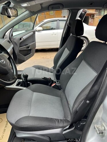 Opel Astra 2008, 130,000 km - 1.4 l - Bakı