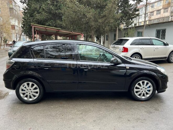 Opel Astra 2008, 130,000 km - 1.4 l - Bakı