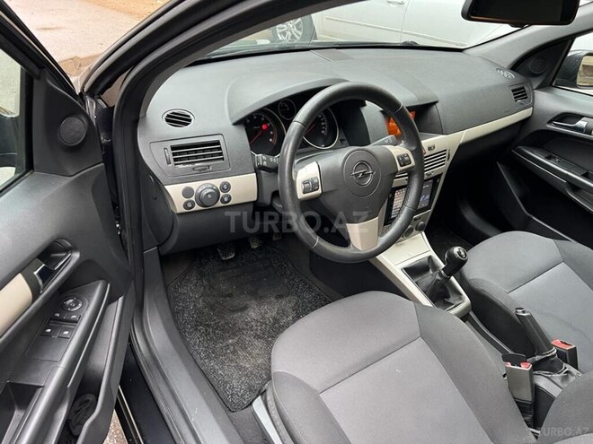 Opel Astra 2008, 130,000 km - 1.4 l - Bakı