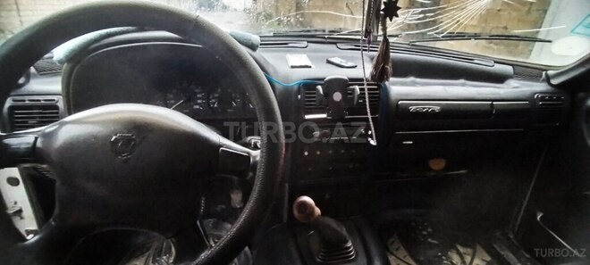 GAZ 3110 1999, 200,000 km - 2.4 l - Quba