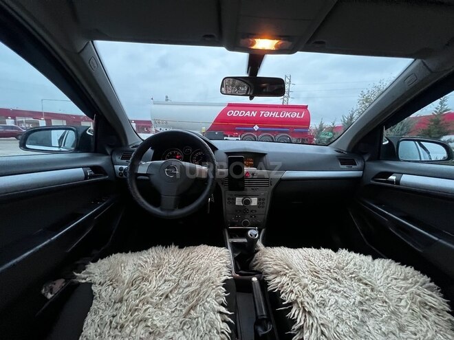 Opel Astra 2004, 250,400 km - 1.4 l - Saatlı