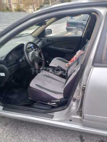 Nissan Sunny 2005, 358,000 km - 1.6 l - Bakı