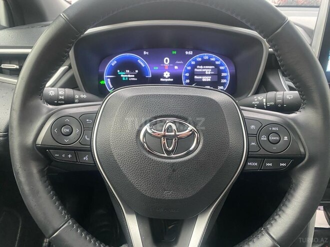 Toyota Corolla Cross 2022, 28,000 km - 2.0 l - Bakı