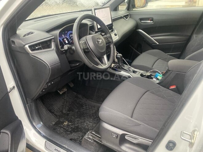 Toyota Corolla Cross 2022, 28,000 km - 2.0 l - Bakı