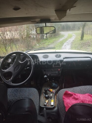 LADA (VAZ) Niva 1980, 200,000 km - 1.6 l - Astara