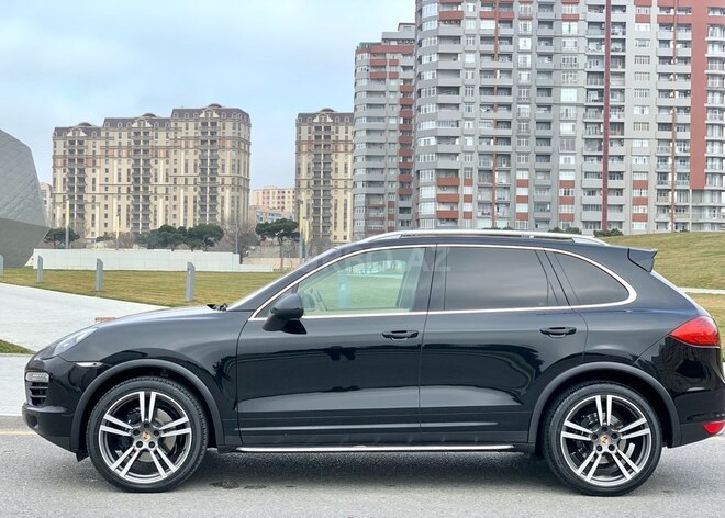Porsche  2013, 212,120 km - 3.0 l - Bakı