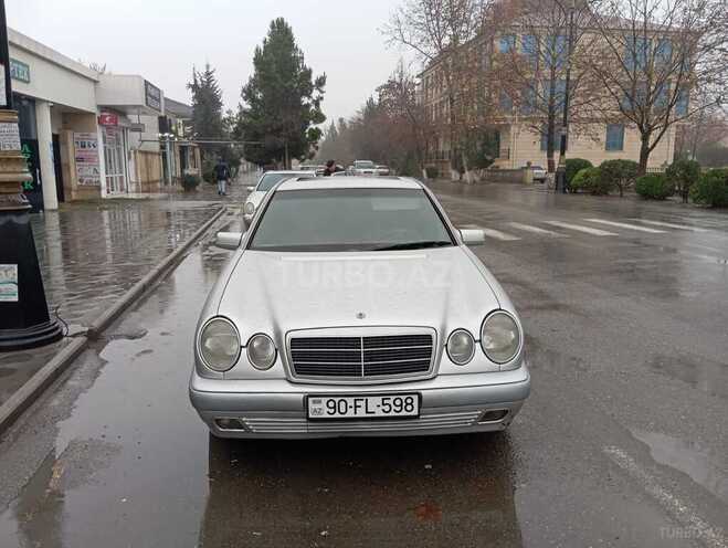 Mercedes E 230 1996, 344,962 km - 2.3 l - Saatlı