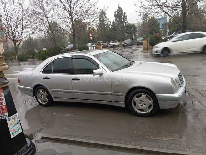 Mercedes E 230 1996, 344,962 km - 2.3 l - Saatlı