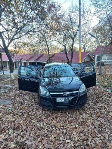 Opel Astra 2005, 177,000 km - 1.4 l - Şamaxı