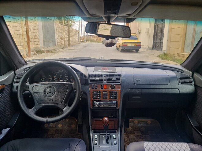 Mercedes C 220 1995, 296,380 km - 2.2 л - Bakı