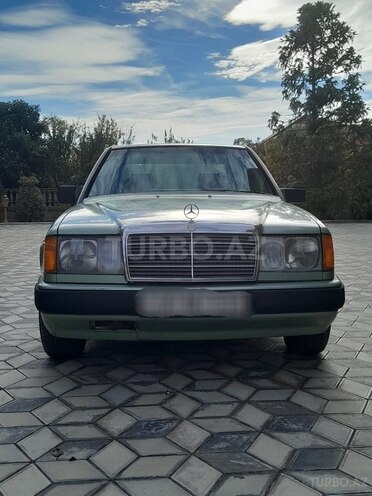 Mercedes E 230 1986, 382,564 km - 2.3 l - Şəmkir