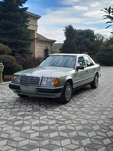 Mercedes E 230 1986, 382,564 km - 2.3 l - Şəmkir