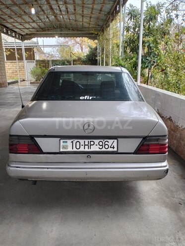 Mercedes E 230 1987, 450,000 km - 2.3 л - Hacıqabul