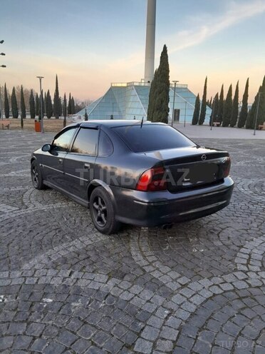 Opel Vectra 2001, 332,654 km - 2.2 l - Şəmkir