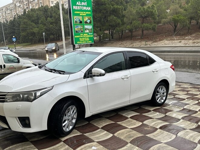 Toyota Corolla 2014, 225,000 km - 1.6 л - Bakı