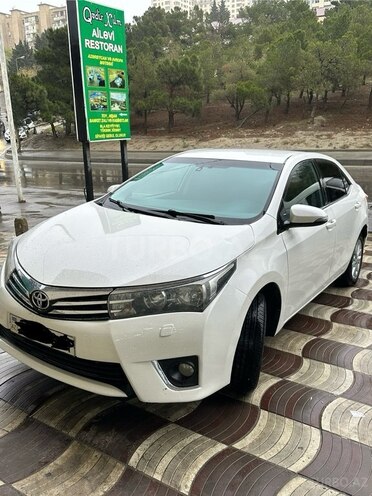 Toyota Corolla 2014, 225,000 km - 1.6 л - Bakı