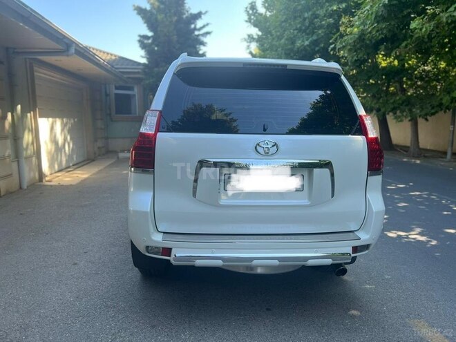 Toyota Prado 2013, 178,000 km - 4.0 l - Bakı