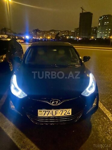 Hyundai Elantra 2015, 146,200 km - 1.8 l - Bakı