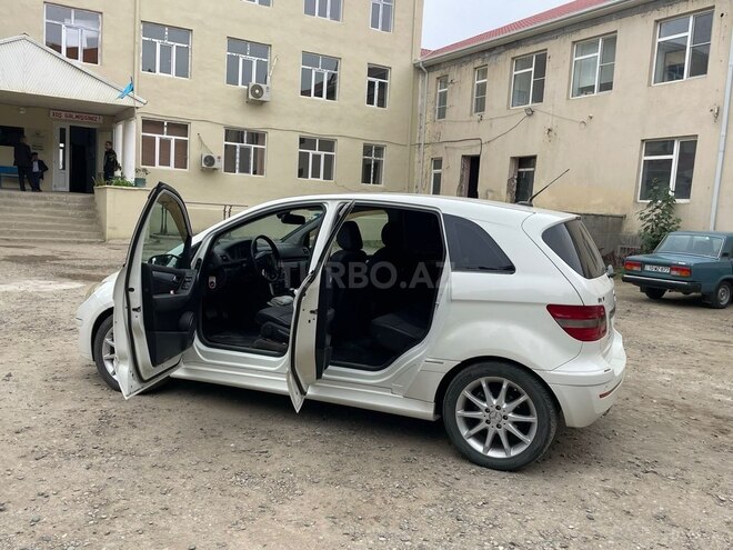 Mercedes B 170 2007, 175,000 km - 1.7 l - Biləsuvar