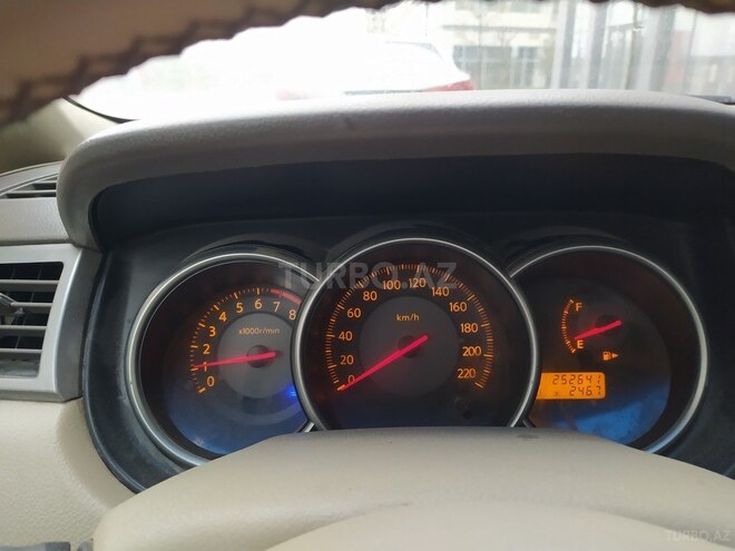 Nissan Tiida 2008, 252,000 km - 1.6 л - Bakı