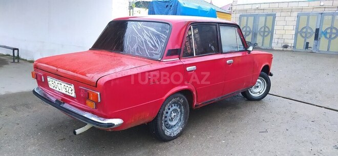 LADA (VAZ) 21011 1976, 72,533 km - 1.6 л - Quba