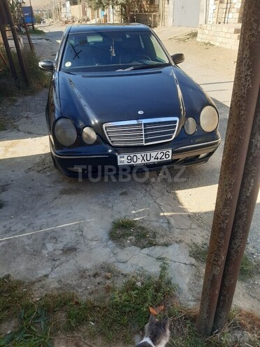 Mercedes E 220 2002, 341,000 km - 2.2 л - Bakı