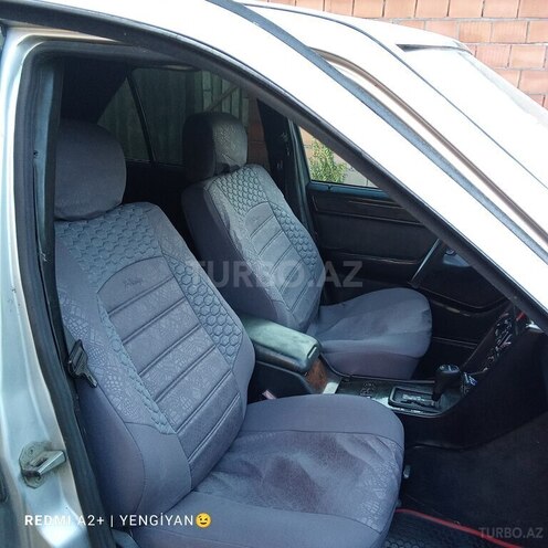 Mercedes E 220 1994, 100,000 km - 2.2 l - Zaqatala