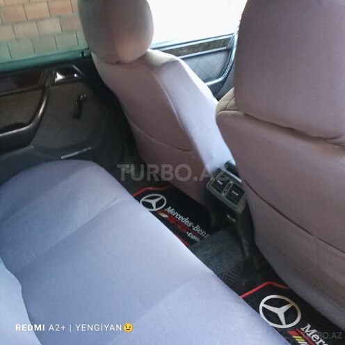 Mercedes E 220 1994, 100,000 km - 2.2 l - Zaqatala