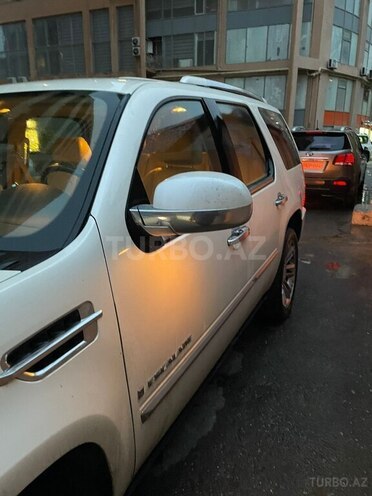 Cadillac Escalade 2008, 181,000 km - 6.2 l - Bakı
