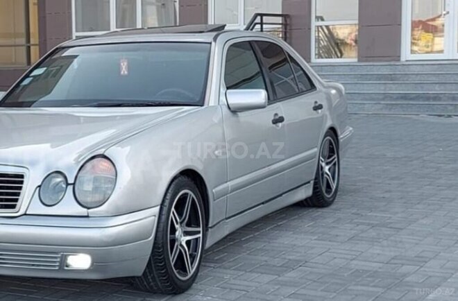 Mercedes E 200 1996, 356,800 km - 2.0 l - Bakı