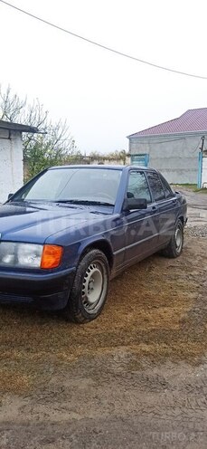 Mercedes 190 1988, 15,000 km - 2.9 l - Şirvan