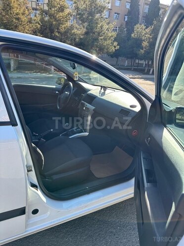 Opel Astra 2009, 203,000 km - 1.4 l - Gəncə